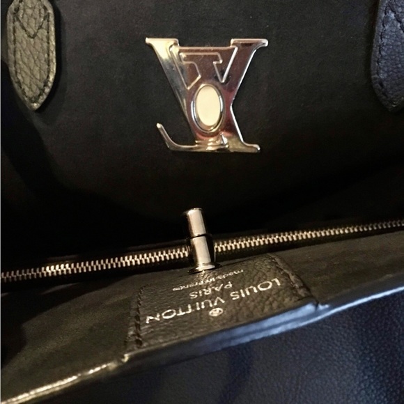 Louis Vuitton Lockme Cabas bag, like new - Picture 6 of 16